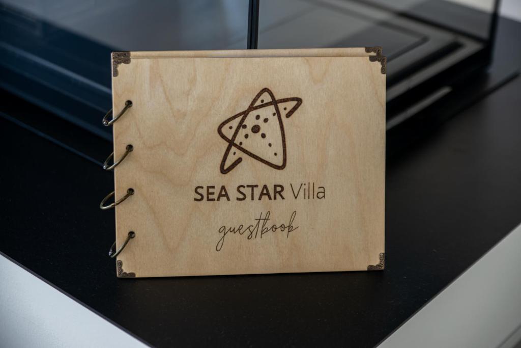 Certyfikat, podpis lub inny dokument wystawiony w obiekcie Sea Star Villa - Vinjerac