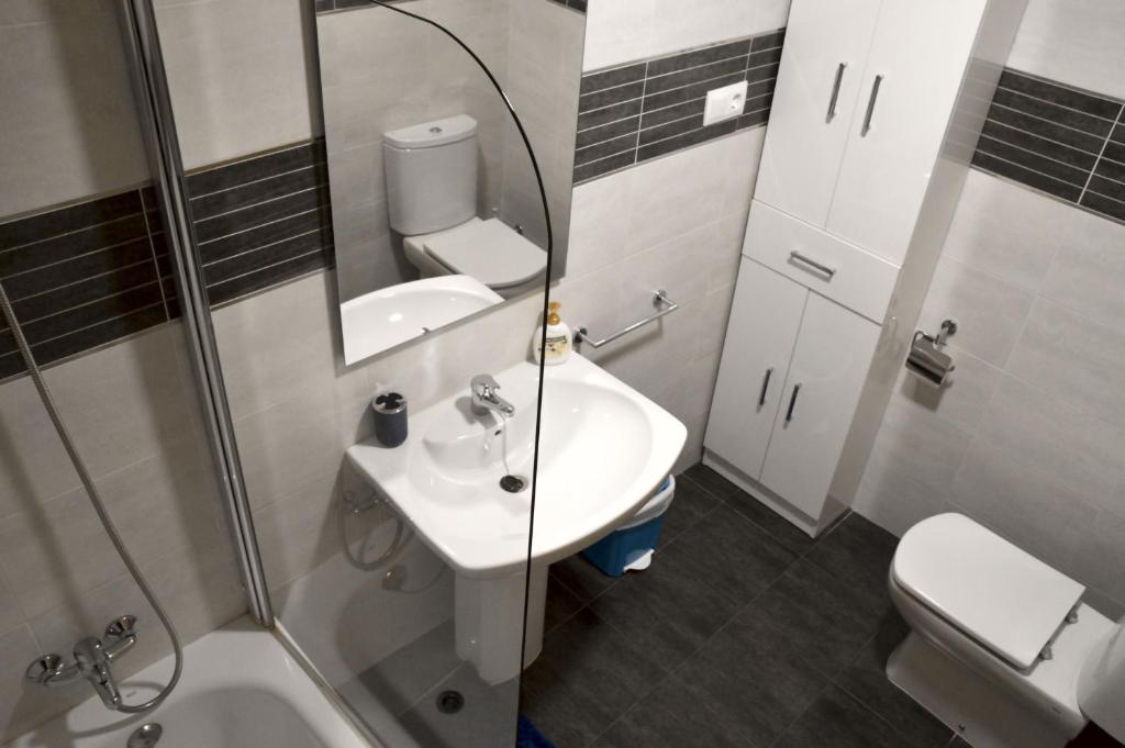 Guest House Ainsa Pirineos - 4