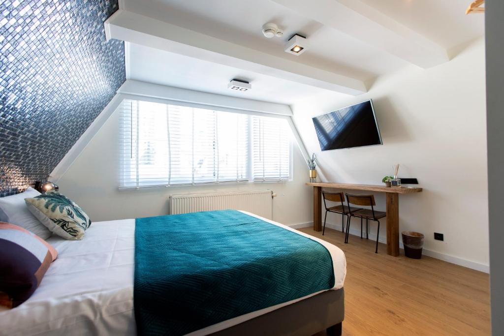 Quentin Golden Bear Hotel - Resim 37