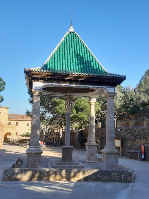 Albaga, Sant Jordi – Bijgewerkte prijzen 2023