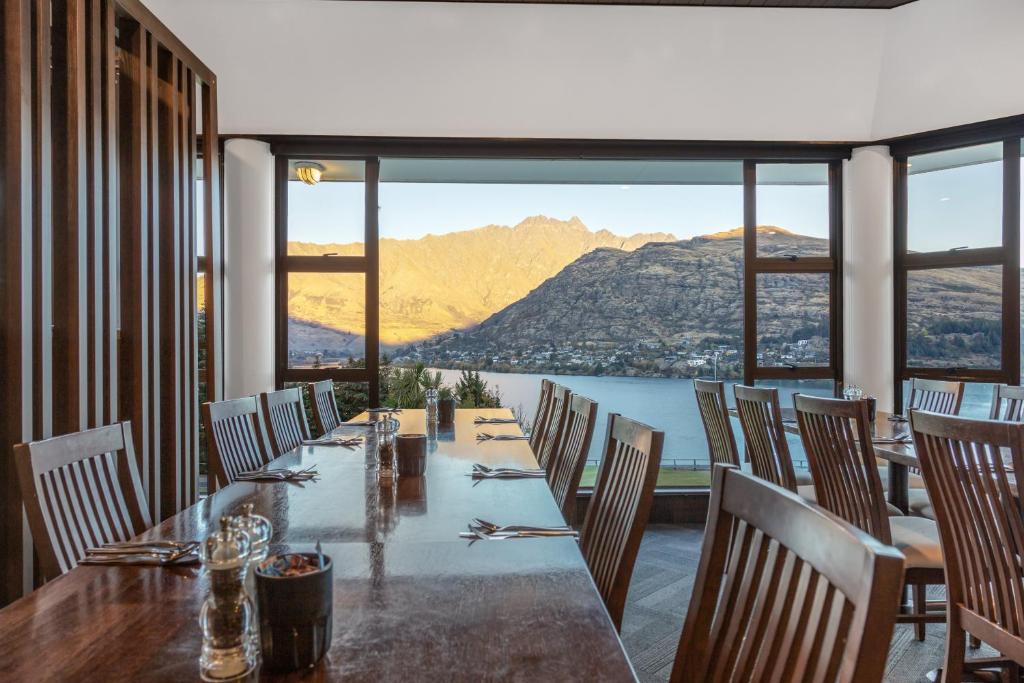 Holiday Inn Queenstown Frankton Road by IHG - Resim 34