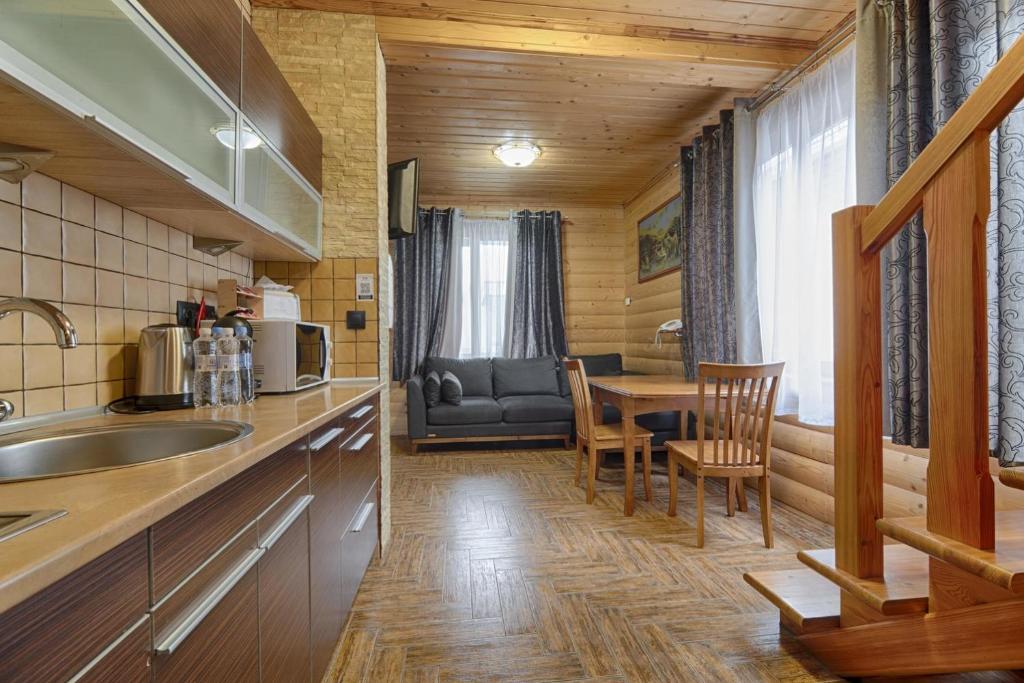 F&B Spa Resort (ex. Fomich Hotel) - Cabaña