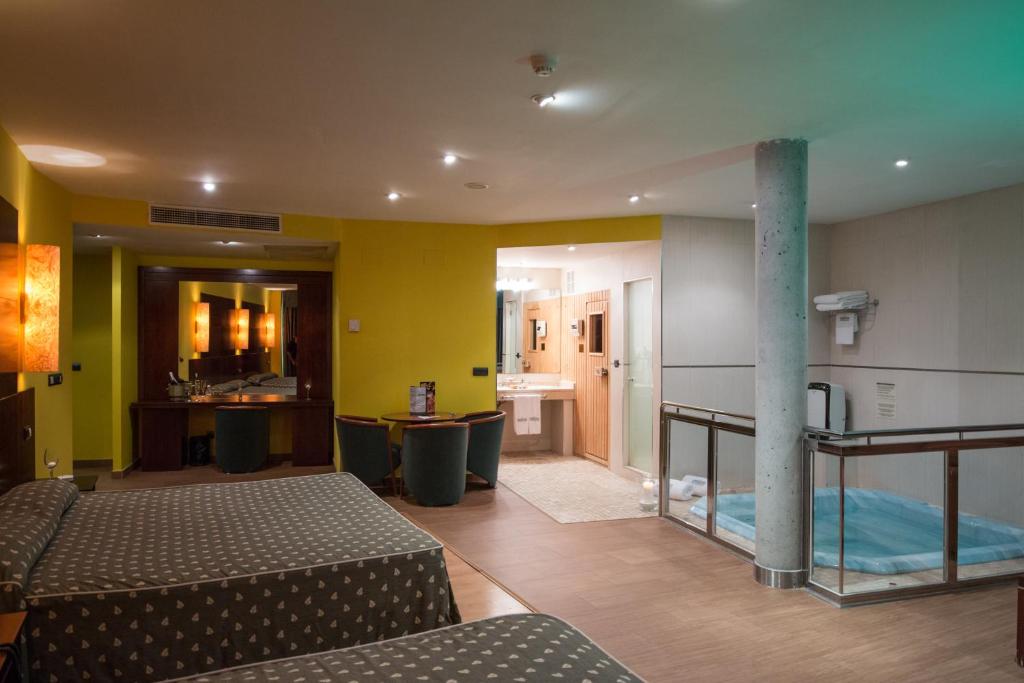 Jacuzzi Motel Emporio Valladolid