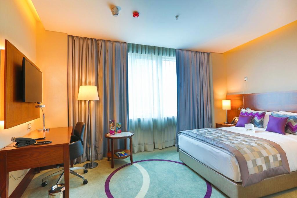 Crowne Plaza Istanbul Oryapark by IHG - Standard Queen Room - Disability Access
