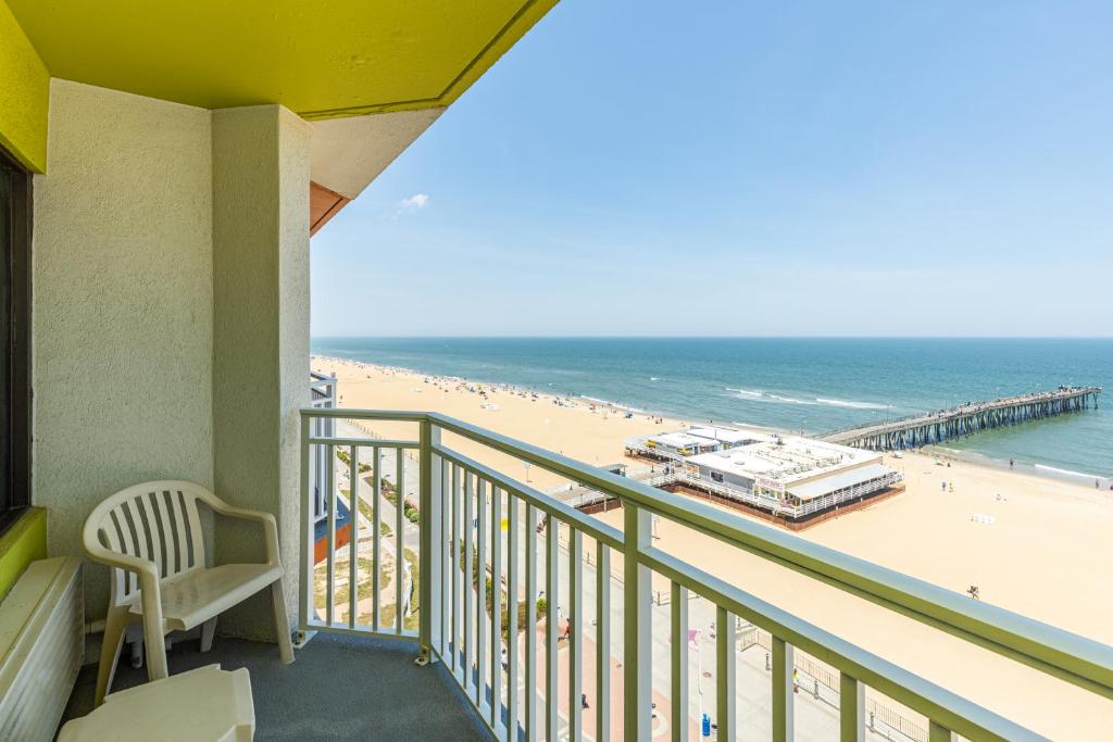 Sandcastle Resort - King Room - Disability Access/Non-Smoking