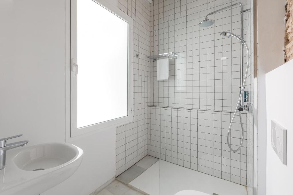 Slow Suites Maestranza - Maisonette的天气