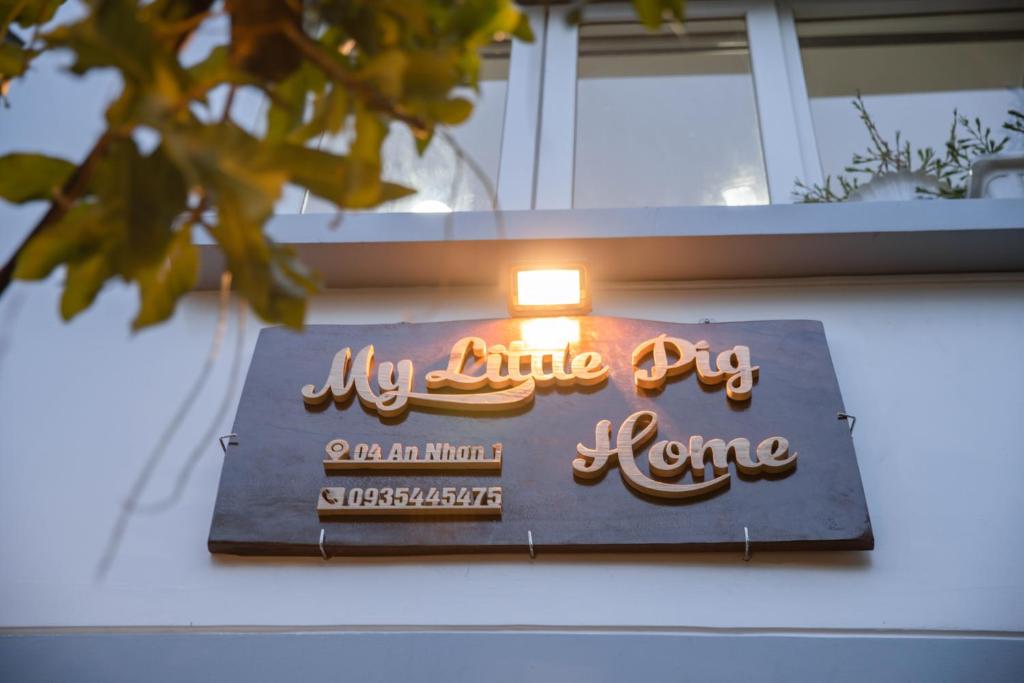 My Little Pig home - Housity