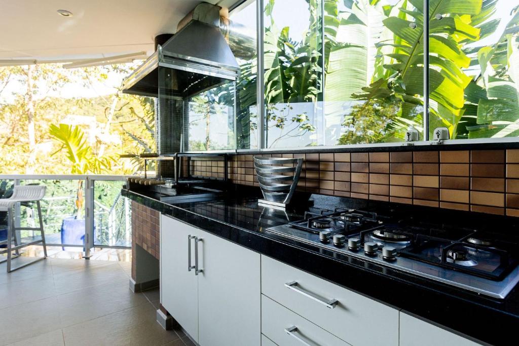  Mansão Toninhas - Condomínio de alto padrão em Ubatuba