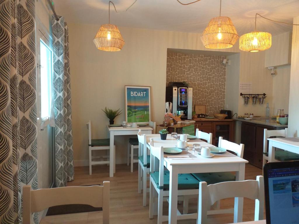Restaurace v ubytování Hôtel & Appart-hôtel Olatua