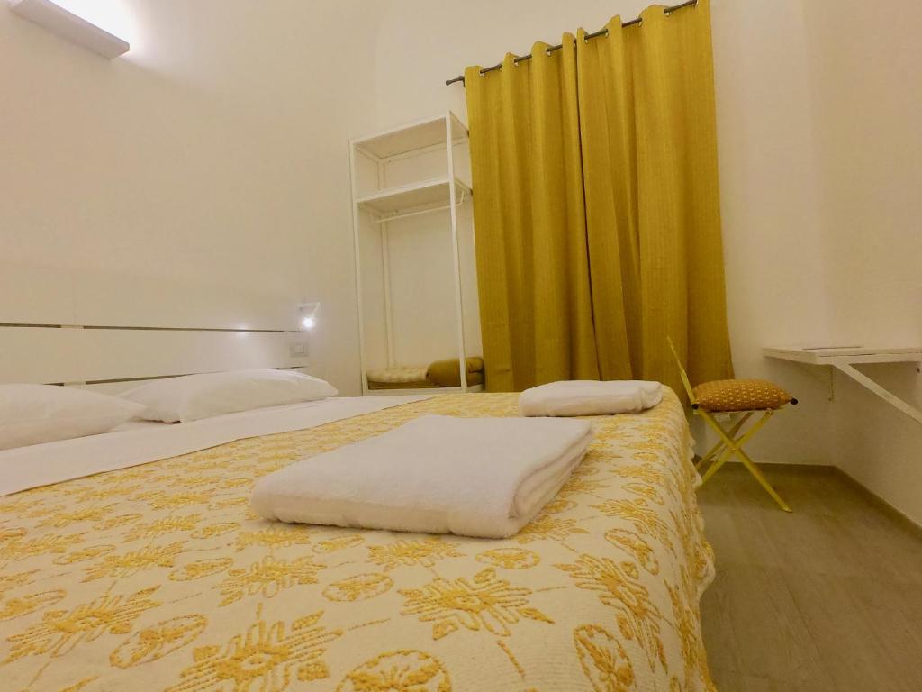 Central Savona - Twin Room With Private Bathroom
