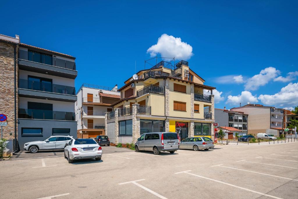 The building in which Az apartmant is located