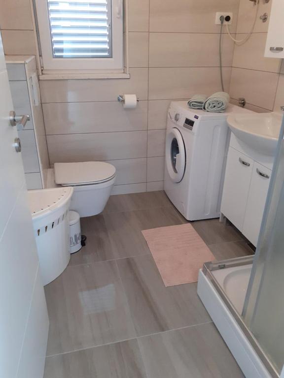 Koupelna v ubytování Apartmani Goga 2