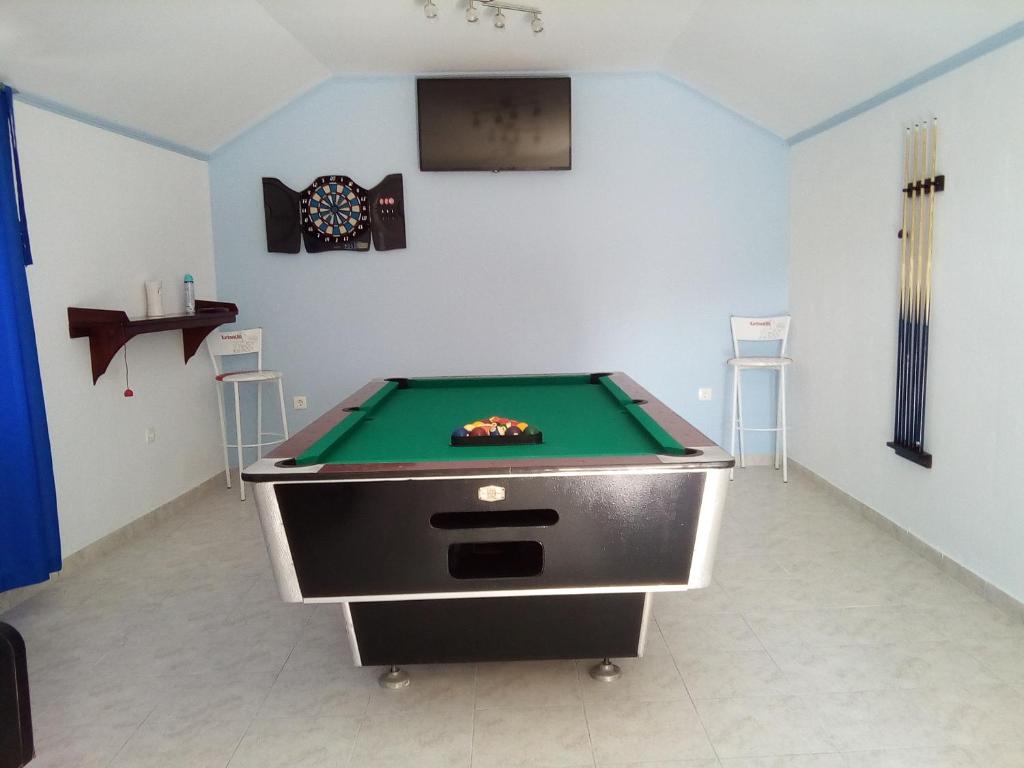 Biliár nebo kulečník v ubytování House Sardelić