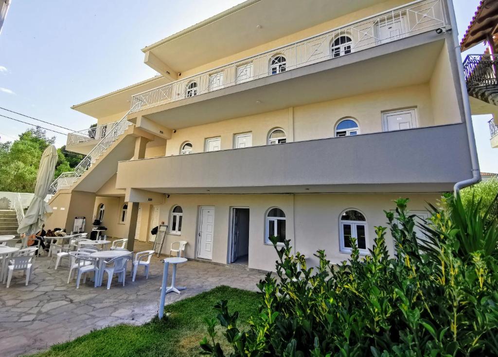 Budova, v ktorej sa apartmánový hotel nachádza