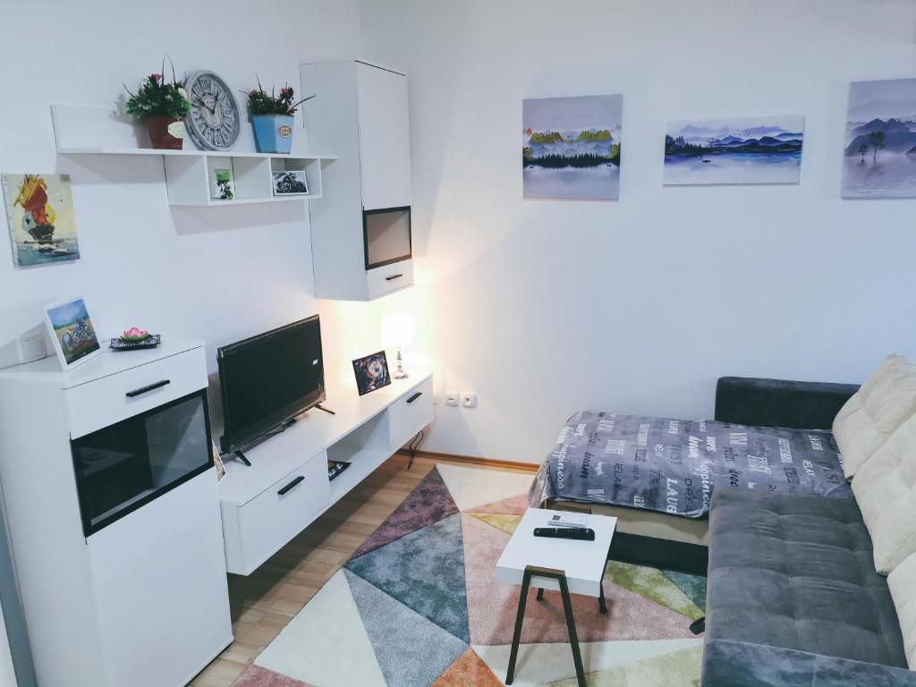 Cozy Corner Apartments - Free parking & Wi-fi - Appartamento Con Una Camera Da Letto