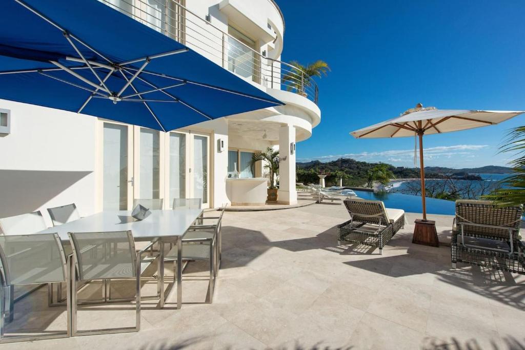 Vacation Home Giant Luxurious Mansion In Flamingo Playa Flamingo Costa Rica Booking Com