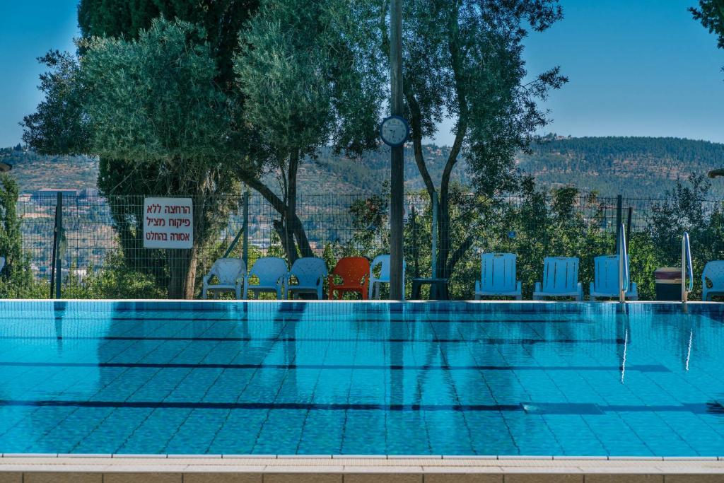 Bazén v ubytování Tzuba Hotel nebo v jeho okolí