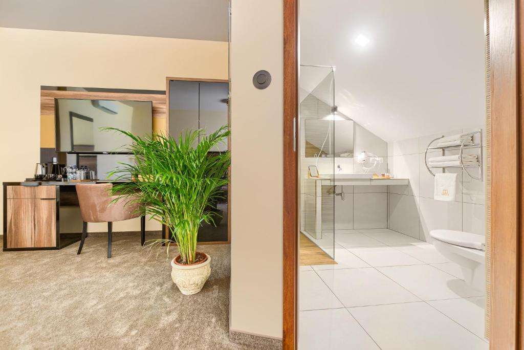 Weranda Apartments - Vue Standard Des Parasites 4