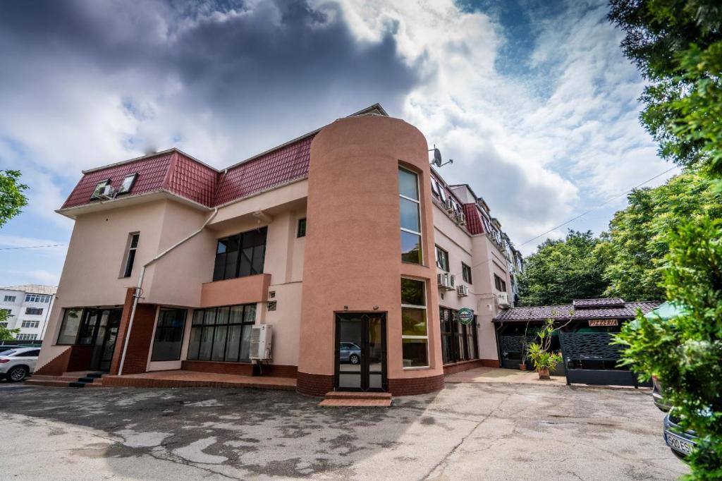 an image of a building at Hotel TEX Club in Botoşani