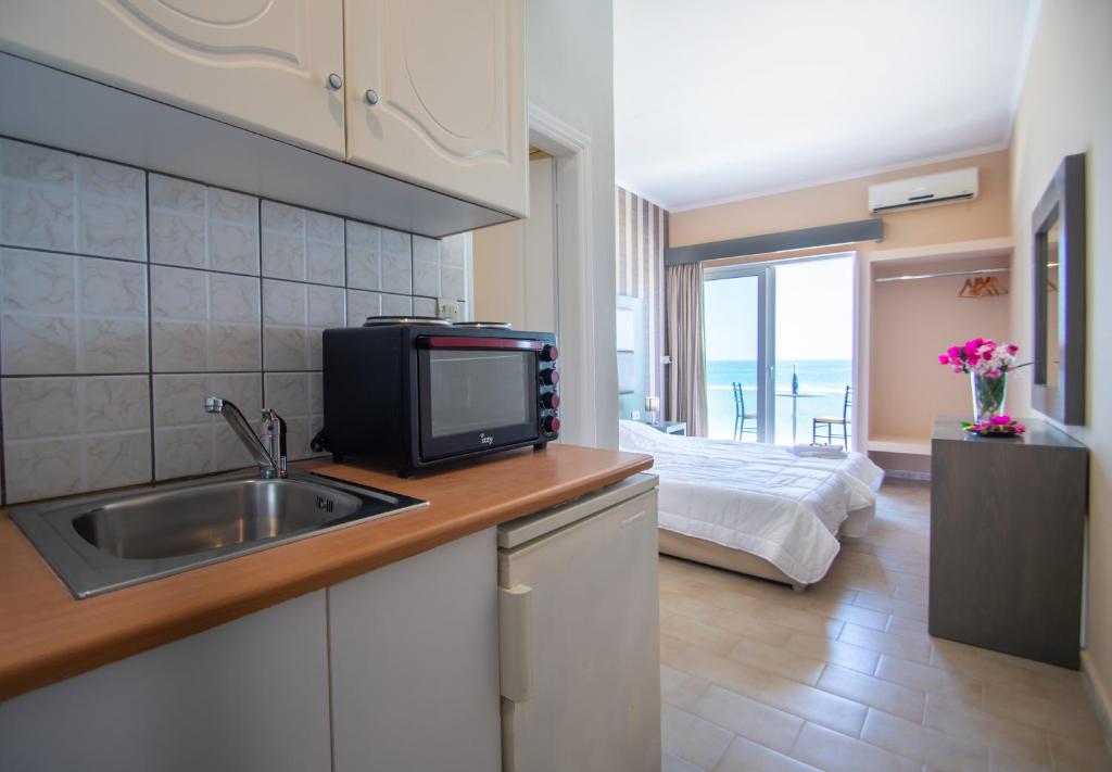 Fotografie z fotogalerie ubytování Aktypis Beachfront Studios v destinaci Laganas