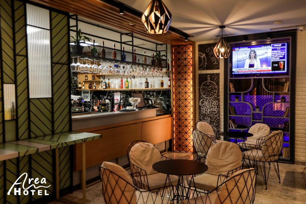 Lounge nebo bar v ubytování Area Hotel
