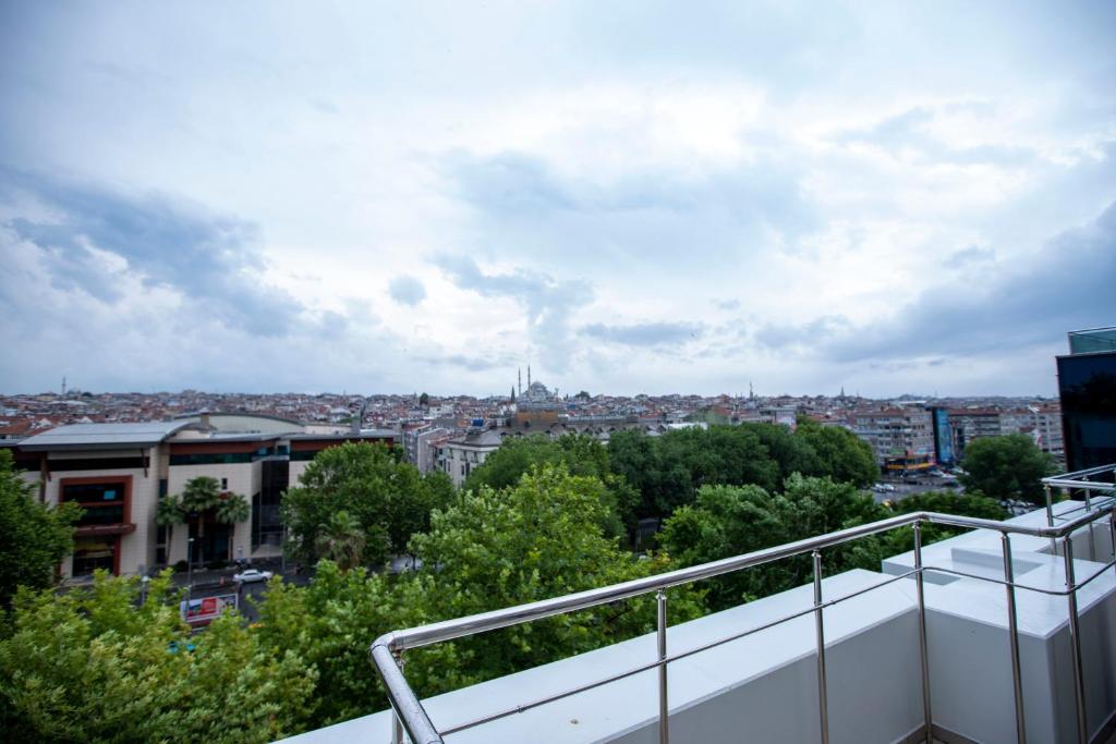 THE GREEN HOTEL - Suite Con Terraza
