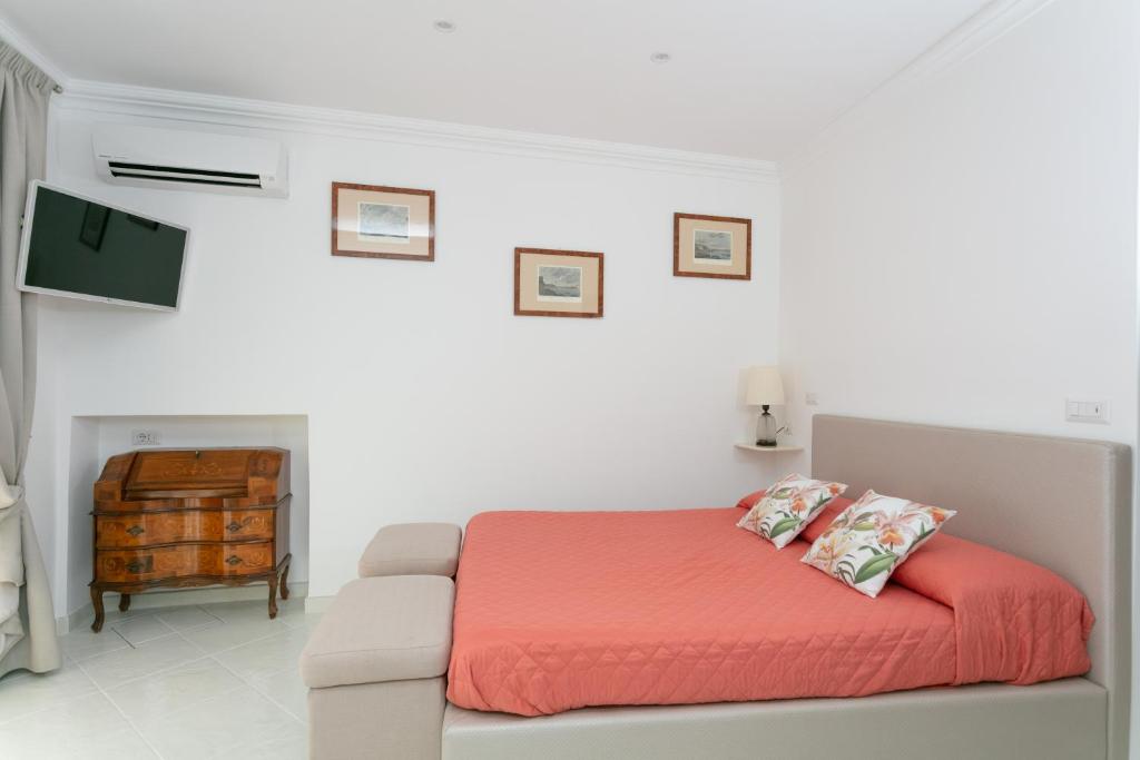 Een bed of bedden in een kamer bij Aldarogi