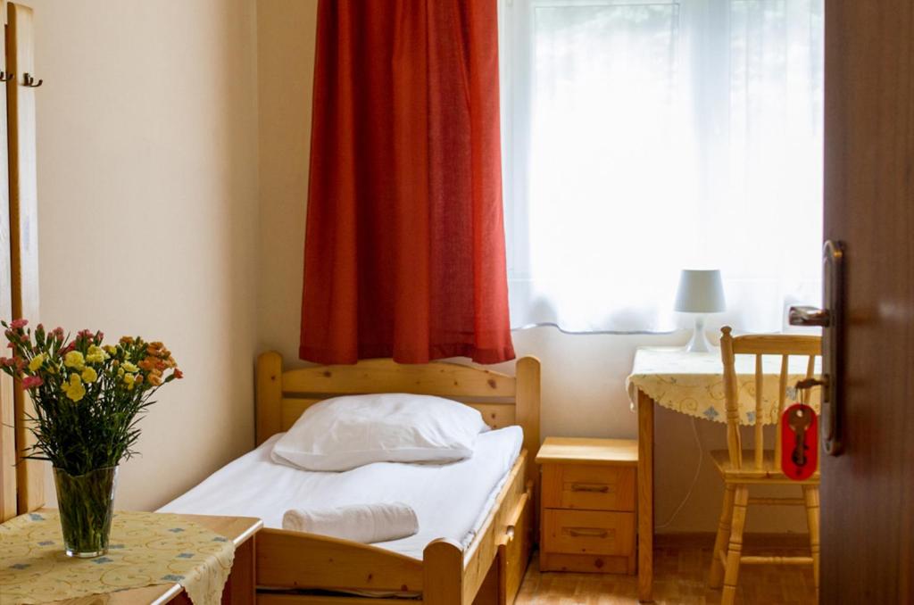 Hostel Rest - Habitación Doble Económica
