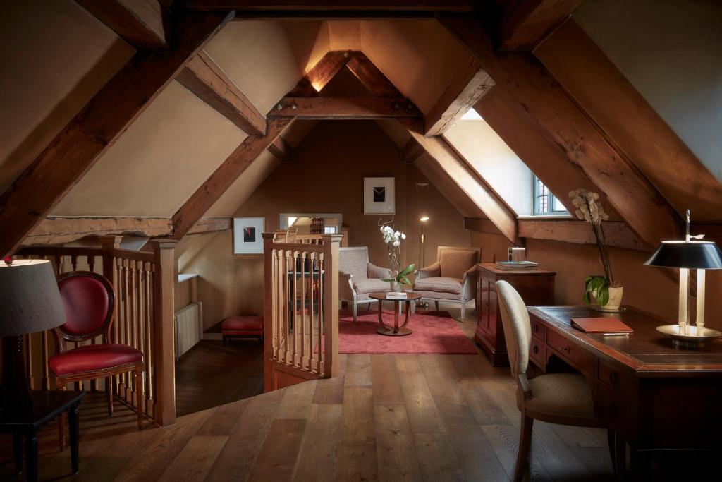 Posezení v ubytování Whatley Manor