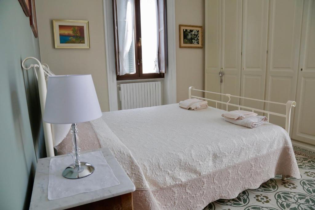 A casa di Giusy B&B - Double Room With Balcony (2 Adults + 1 Child)