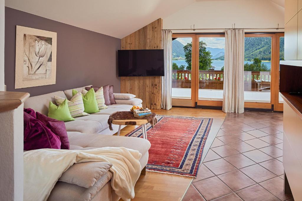 Posezení v ubytování Hotel Christina - Ihr kleinstes 4* Hotel am Achensee
