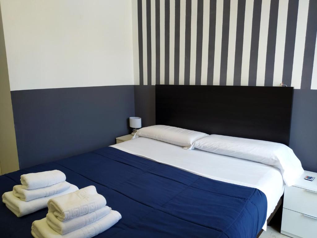 Flats Friends Plaza de la Reina, Valencia – Updated 2023 Prices