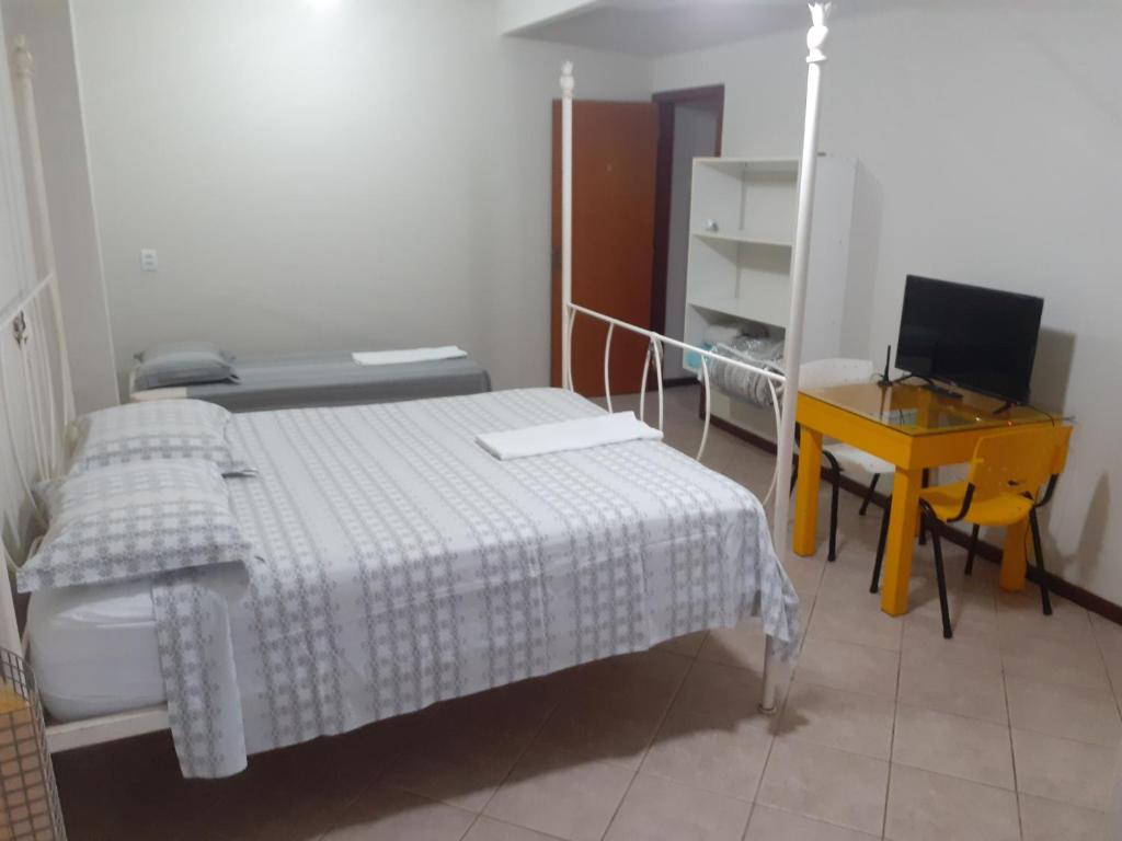  Pousada Casa Verde - quartos individuais - smart tv 32 - e banheiro privativo