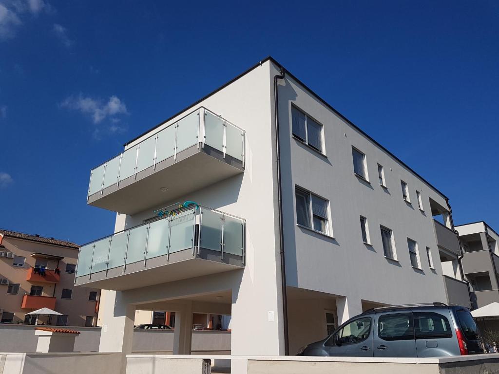 Budova, kde se apartmán nachází