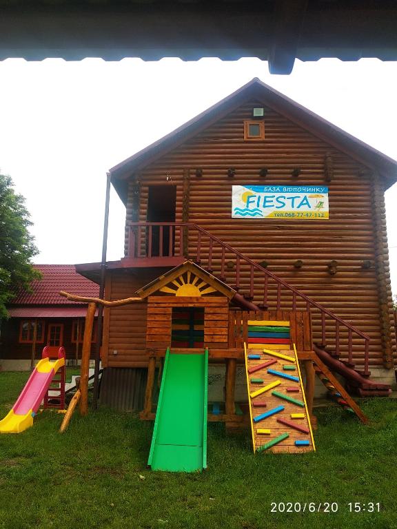 Herní místnost nebo prostor pro děti v ubytování Fiesta