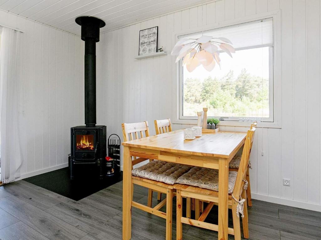 Fotografie z fotogalerie ubytování 4 person holiday home in Læsø v destinaci Læsø