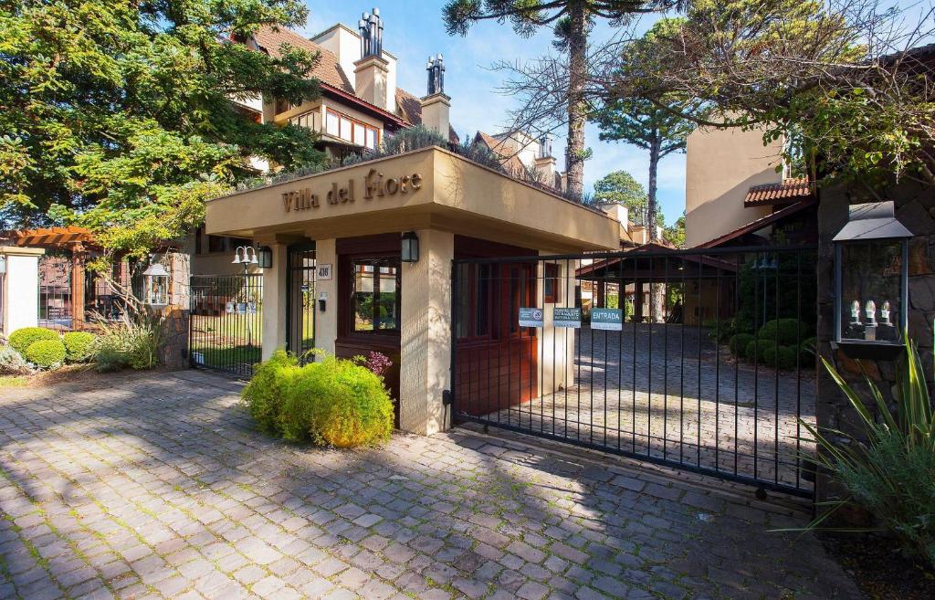 VILLA DEL FIORE 105 - 2 DORMITÓRIOS EM CONDOMÍNIO COM PISCINA!  VILLA DEL FIORE 105 - 2 DORMITÓRIOS EM CONDOMÍNIO COM PISCINA!