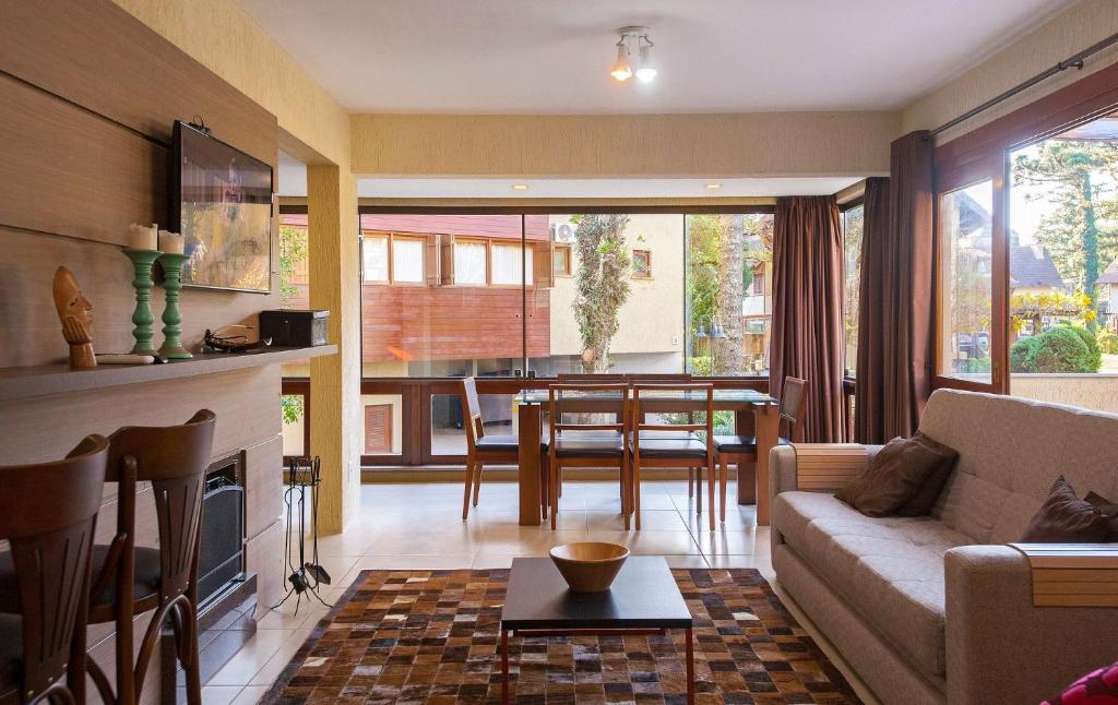 VILLA DEL FIORE 105 - 2 DORMITÓRIOS EM CONDOMÍNIO COM PISCINA!  VILLA DEL FIORE 105 - 2 DORMITÓRIOS EM CONDOMÍNIO COM PISCINA!