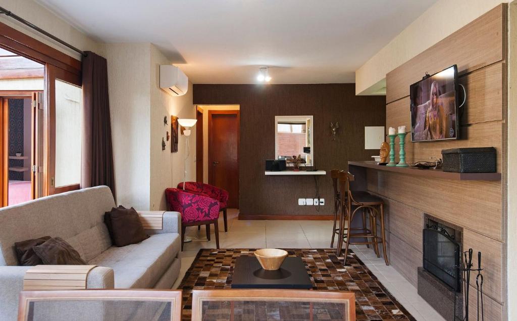 VILLA DEL FIORE 105 - 2 DORMITÓRIOS EM CONDOMÍNIO COM PISCINA!  VILLA DEL FIORE 105 - 2 DORMITÓRIOS EM CONDOMÍNIO COM PISCINA!