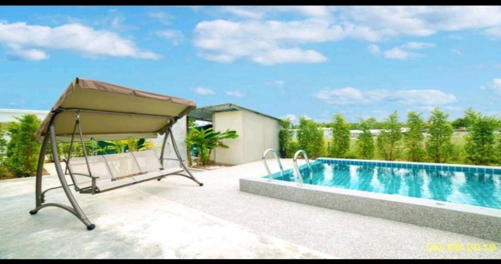 Bazén v ubytování Malinee Resort nebo v jeho okolí
