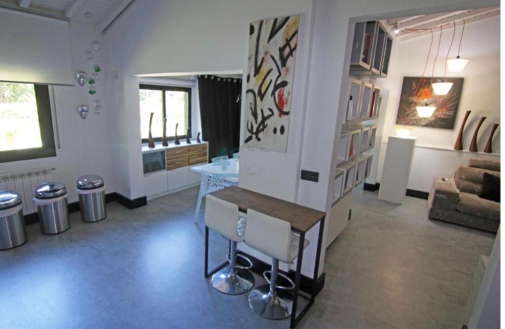 Exclusiva Villa de Autor (España Tamallancos) - Booking.com
