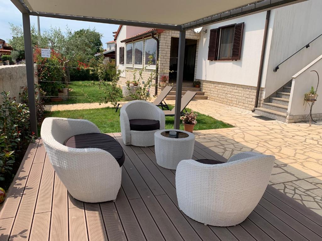Vonkajšia záhrada v ubytovaní Apartments & Room Piutti