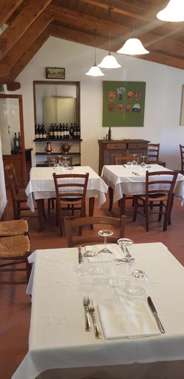 Restaurace v ubytování Albergo Fontanelle