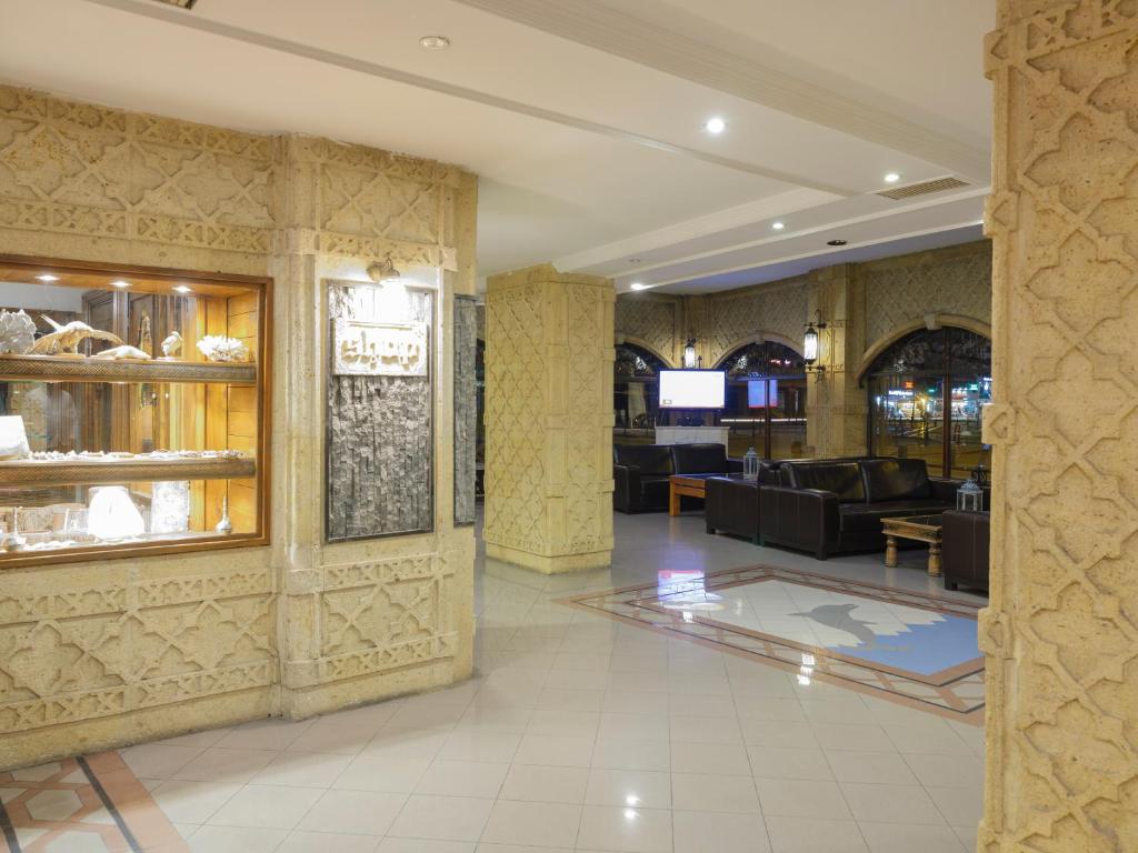 TV a/nebo společenská místnost v ubytování Balikcilar Hotel