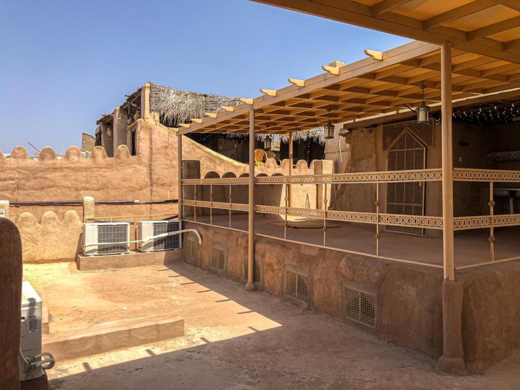 Fotografie z fotogalerie ubytování Al Hamra Old House v destinaci Al Hamra