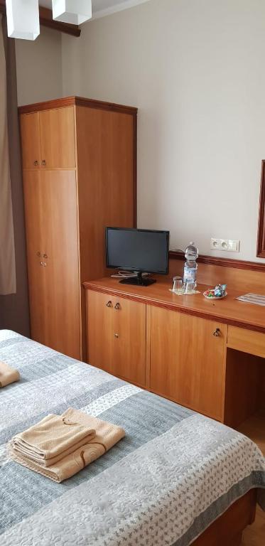 Hotel City - Eenpersoonskamer Met Eigen Badkamer
