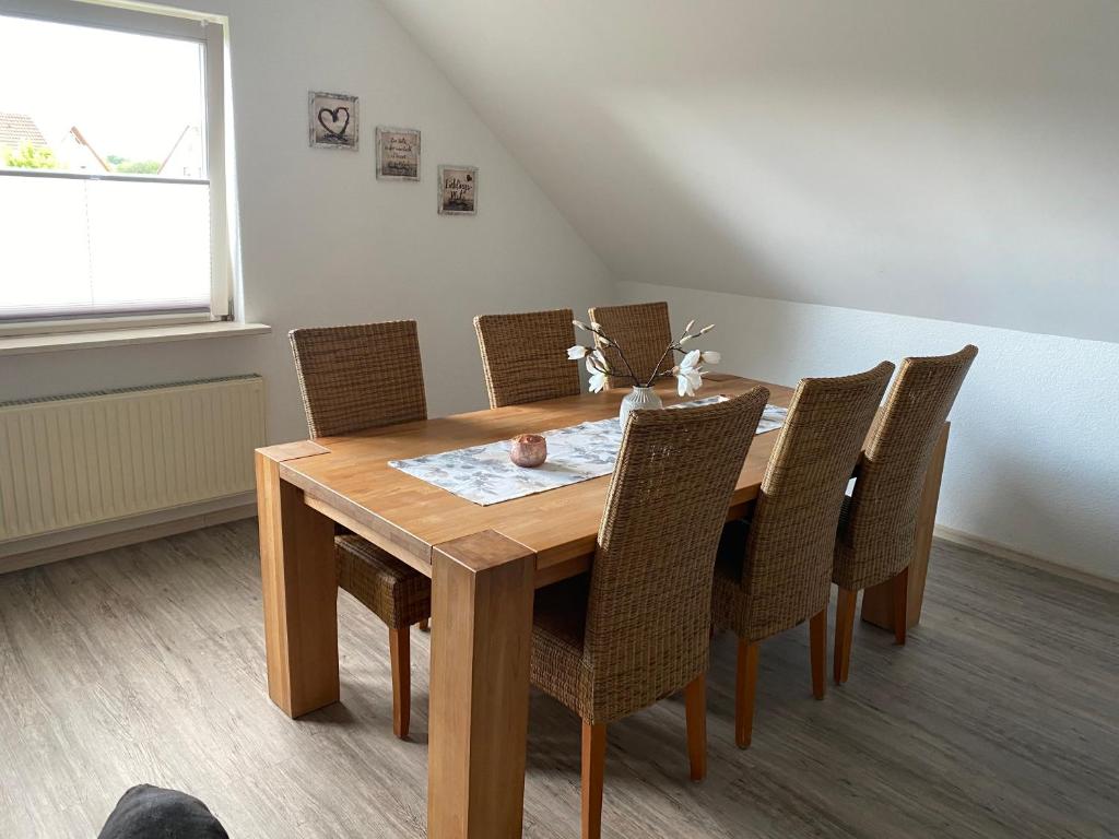 Posezení v ubytování Traumhafte Dachgeschosswohnung