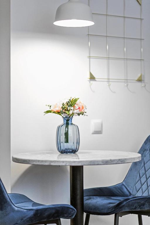 KK 39 Old Town Free Parking - 10