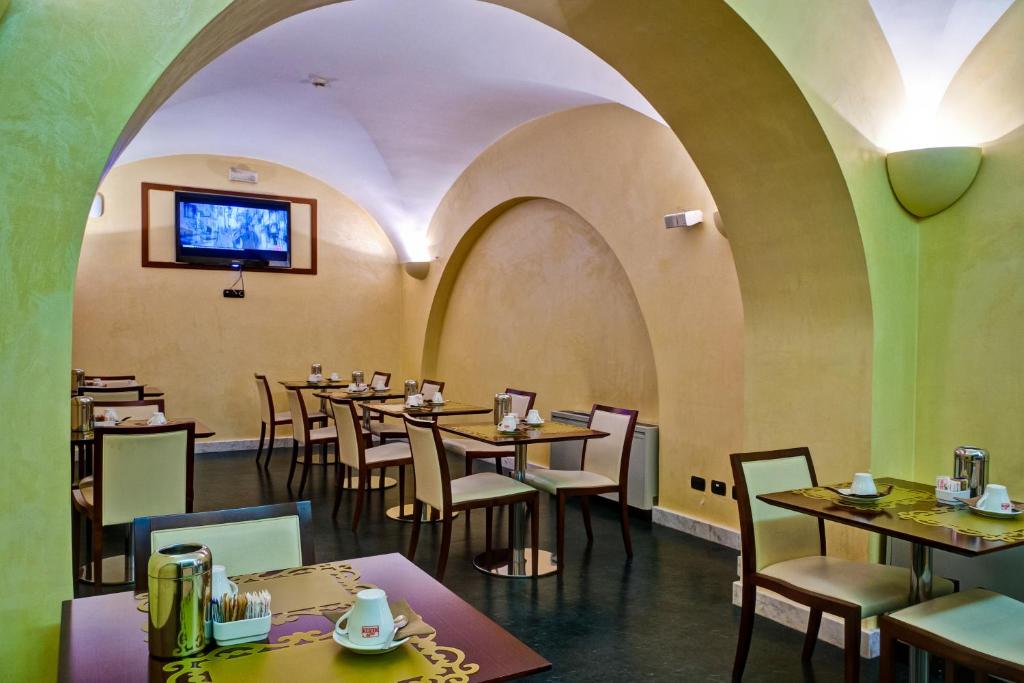 Crosti Hotel - Resim 45