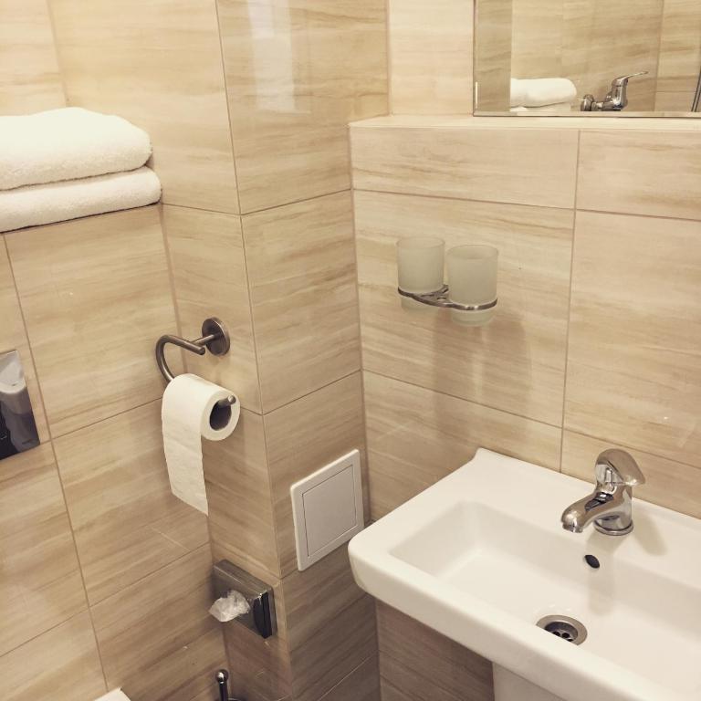 Piast Hotele Studenckie - Resim 24